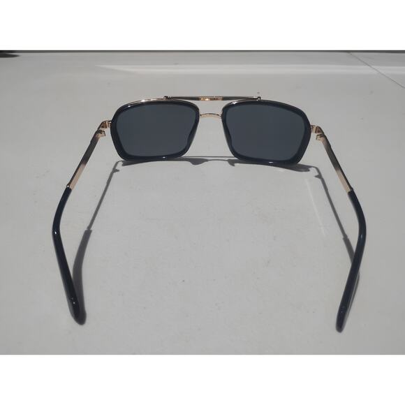 Unbranded Unisex Adult Sunglasses New Never Been Used Gold Frame Black Lenses - Picture 5 of 6